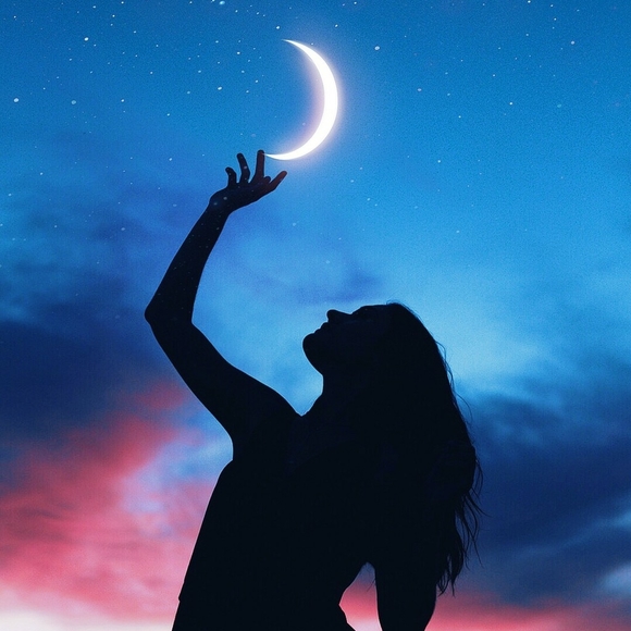 Meet your Posher, Ashley - Picture 5 of 8